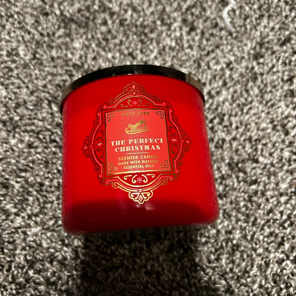 The Perfect Christmas Red Scented Candle